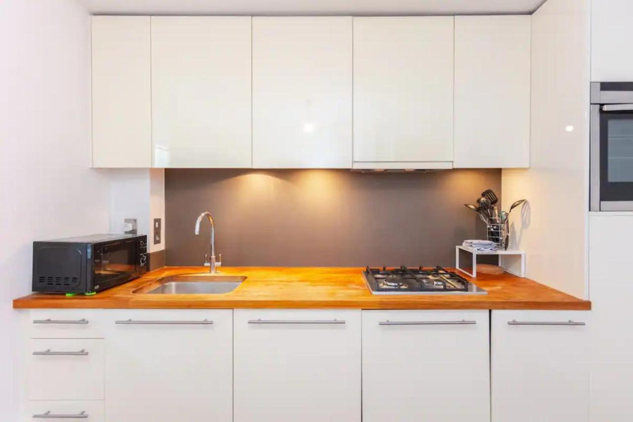 Peaceful 2 Bedroom Apartment In Central 런던 외부 사진